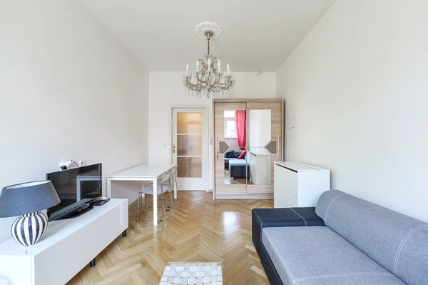 Eliášova, Bubeneč - Praha 6 | Pronájem, Byt, 1+kk, 22 m²