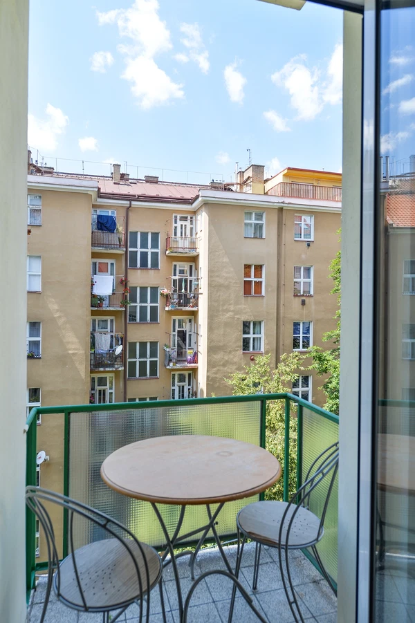 Eliášova, Bubeneč - Praha 6 | Pronájem, Byt, 1+kk, 22 m²