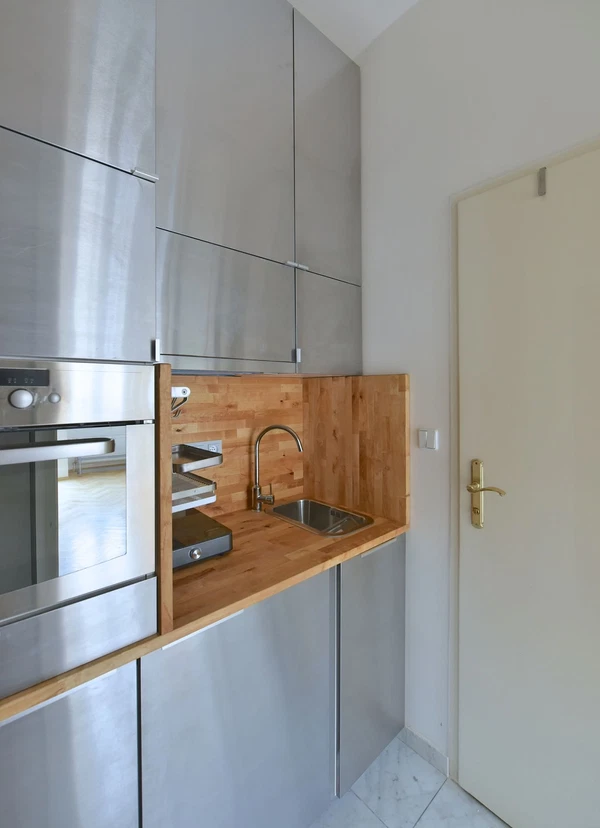 Eliášova, Bubeneč - Prague 6 | Rent, Apartment, Studio (1+kk), 22 m²