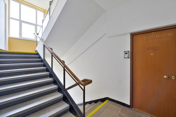 Eliášova, Bubeneč - Prague 6 | Rent, Apartment, Studio (1+kk), 22 m²