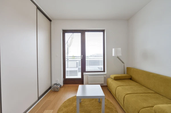 K Beranovu, Dolní Chabry - Prague 8 | Rent, Apartment, Three-bedroom (4+kk), 94 m²