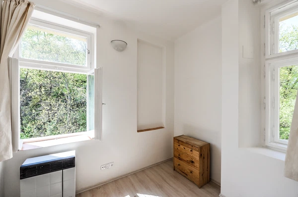 Mrázovka, Smíchov - Prague 5 | Rent, Apartment, Two-bedroom (3+kk), 63 m²