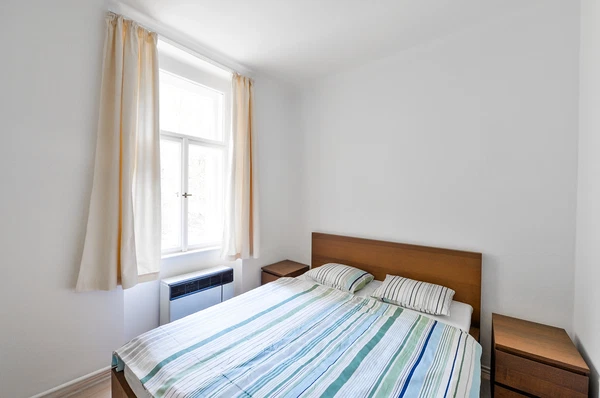 Mrázovka, Smíchov - Prague 5 | Rent, Apartment, Two-bedroom (3+kk), 63 m²