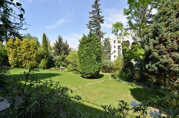 Vápencová, Podolí - Prague 4 | Sale, House, Four-bedroom (5+1)