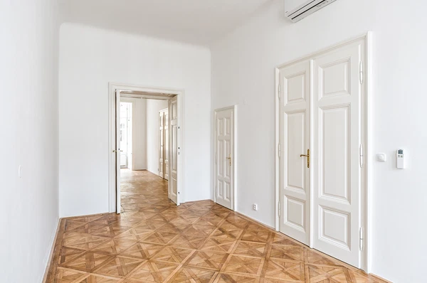 Jungmannova, Nové Město - Prague 1 | Rent, Apartment, Three-bedroom (4+kk), 128 m²