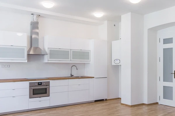 Charkovská, Vršovice - Prague 10 | Rent, Apartment, Two-bedroom (3+kk), 71 m²