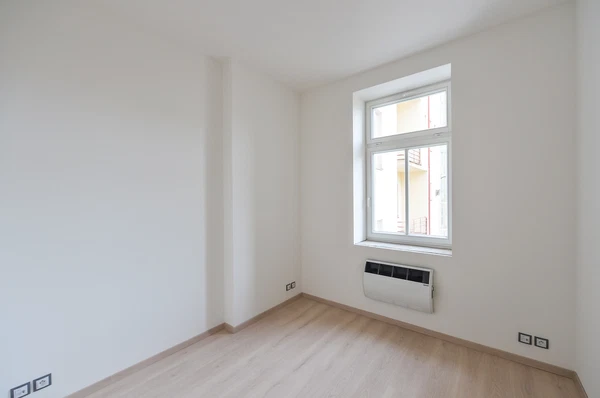 Ovenecká, Holešovice - Prague 7 | Rent, Apartment, One-bedroom (2+kk), 40 m²