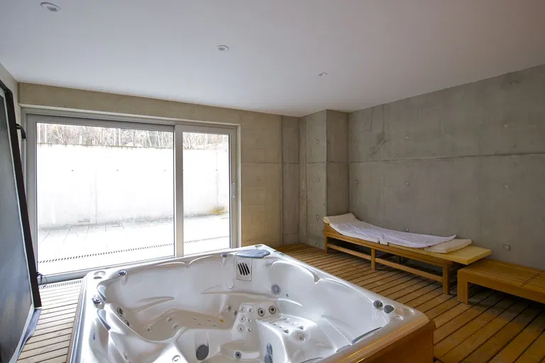Buková, Tuchoměřice - Praha-západ | Sale, House, Five-bedroom (6+kk), 900 m²