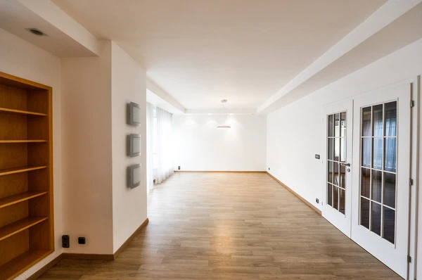 V Kapslovně, Žižkov - Prague 3 | Rent, Apartment, Four-bedroom (5+1), 148 m²