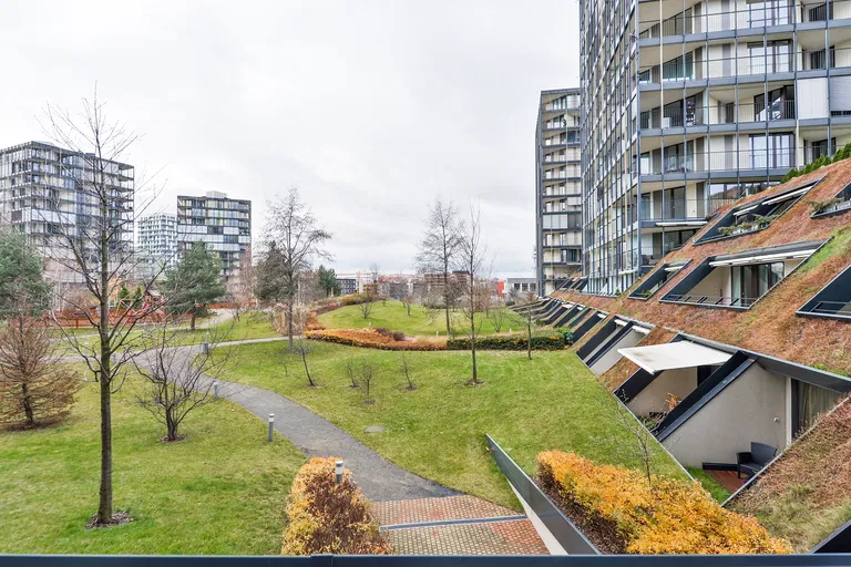 Ke Kapslovně, Žižkov - Prague 3 | Rent, Apartment, Three-bedroom (4+kk), 198 m²