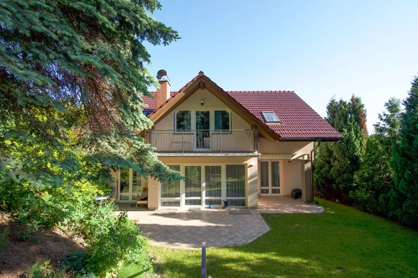 Za Mototechnou, Stodůlky - Prague 5 | Rent, House, Five-bedroom (6+1)