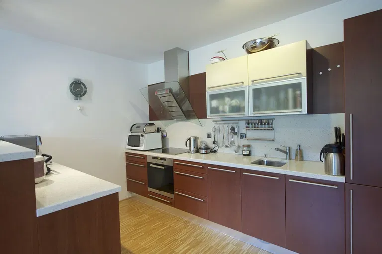 Kališnická, Žižkov - Prague 3 | Rent, Apartment, Two-bedroom (3+kk), 97 m²