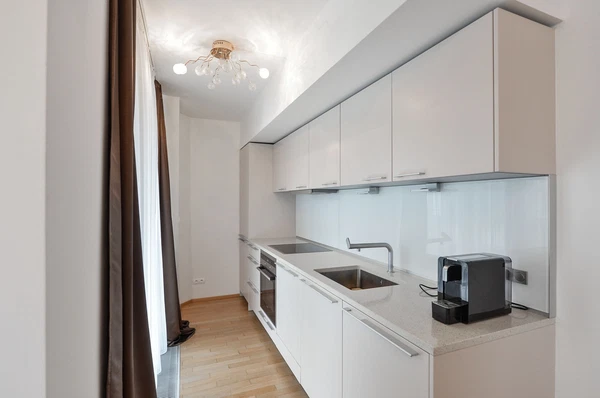 Pitterova, Žižkov - Praha 3 | Pronájem, Byt, 2+kk, 66 m²