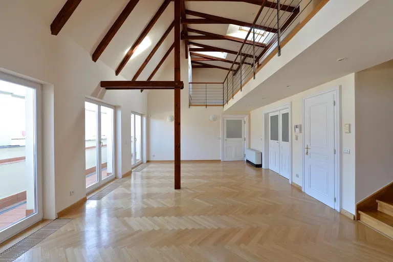 Újezd, Malá Strana - Prague 1 | Rent, Apartment, Three-bedroom (4+1), 282 m²