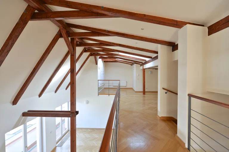 Újezd, Malá Strana - Prague 1 | Rent, Apartment, Three-bedroom (4+1), 282 m²