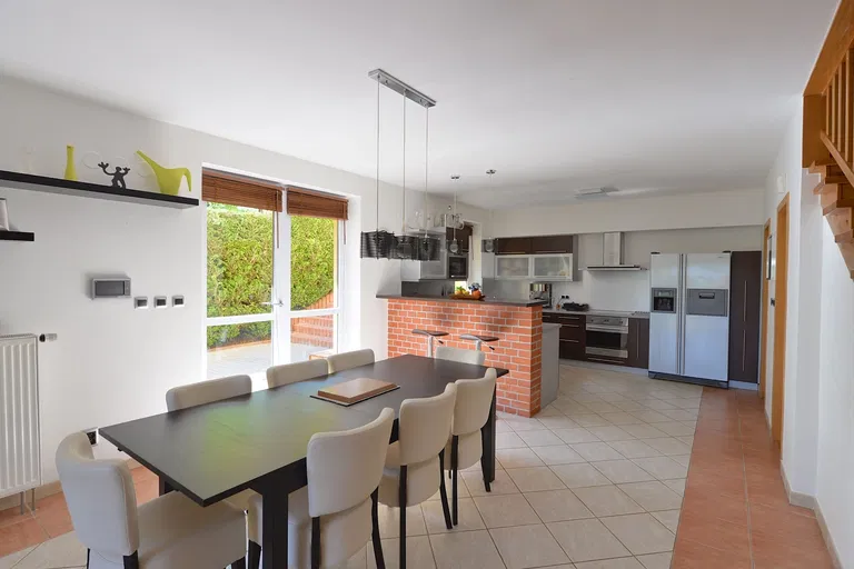 Nad Vavrouškou, Troja - Prague 8 | Rent, House, Four-bedroom (5+kk), 211 m²