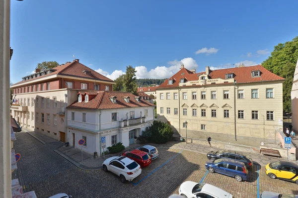 Hroznová, Malá Strana - Prague 1 | Rent, Apartment, Three-bedroom (4+kk), 174 m²