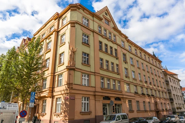 Wuchterlova, Dejvice - Prague 6 | Rent, Apartment, Three-bedroom (4+kk), 155 m²