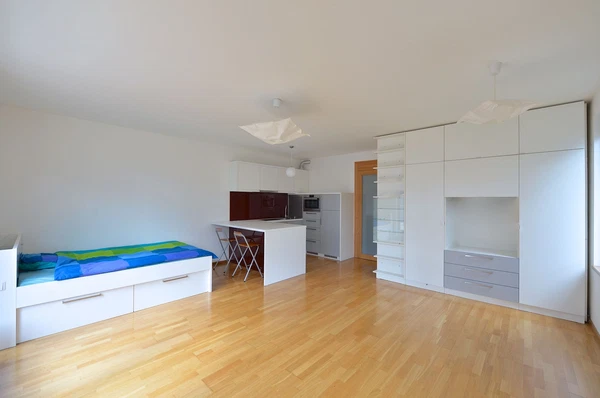 Valečovská, Prosek - Praha 9 | Pronájem, Byt, 1+kk, 45 m²