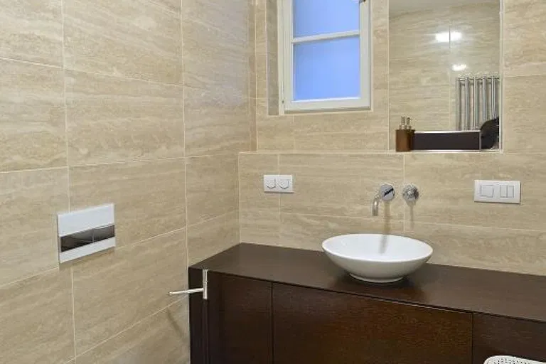 Dlouhá, Staré Město - Prague 1 | Rent, Apartment, One-bedroom (2+kk), 87 m²