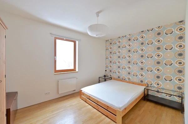 Jeseniova, Žižkov - Prague 3 | Rent, Apartment, Three-bedroom (4+kk), 93 m²