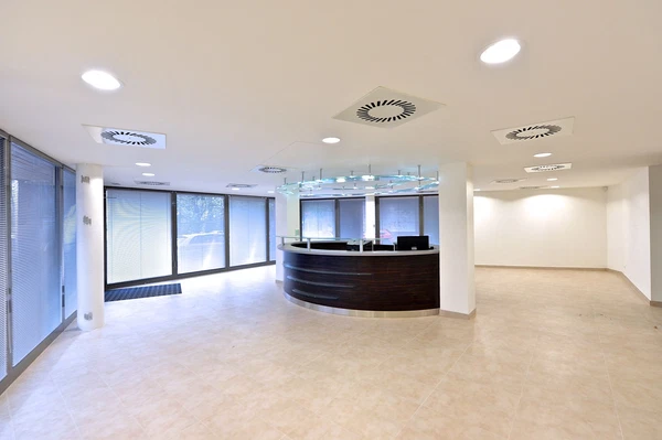 Hanusova, Michle - Prague 4 | Rent, Office building, 1 871 m²