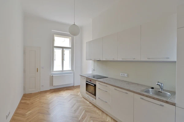 Strossmayerovo náměstí, Holešovice - Prague 7 | Rent, Apartment, One-bedroom (2+1), 84 m²