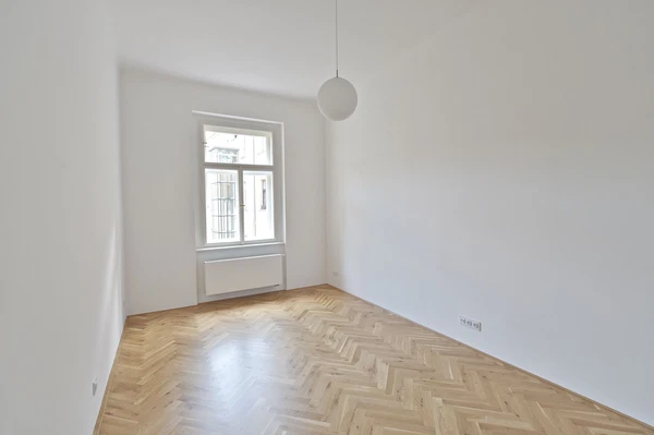 Strossmayerovo náměstí, Holešovice - Prague 7 | Rent, Apartment, One-bedroom (2+1), 84 m²