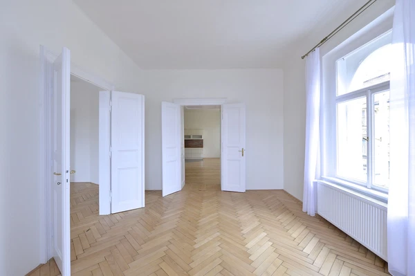 Trojanova, Nové Město - Prague 2 | Rent, Apartment, Three-bedroom (4+kk), 136 m²