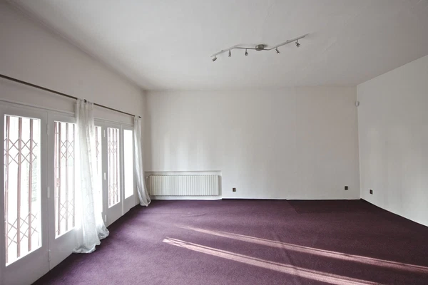 Filmařská, Barrandov - Prague 5 | Rent, House, Four-bedroom (5+1)