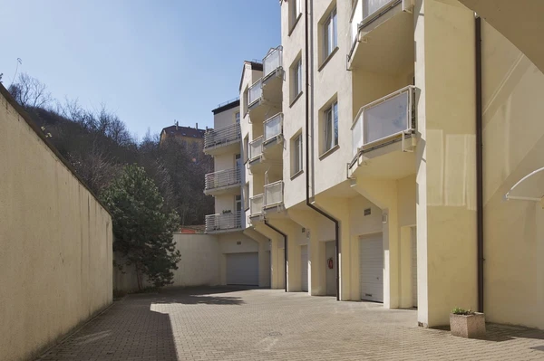 Musílkova, Košíře - Prague 5 | Sale, Apartment, Two-bedroom (3+kk), 167 m²