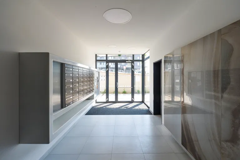 Svitákova, Stodůlky - Prague 5 | Sale, Apartment, One-bedroom (2+kk), 68 m²