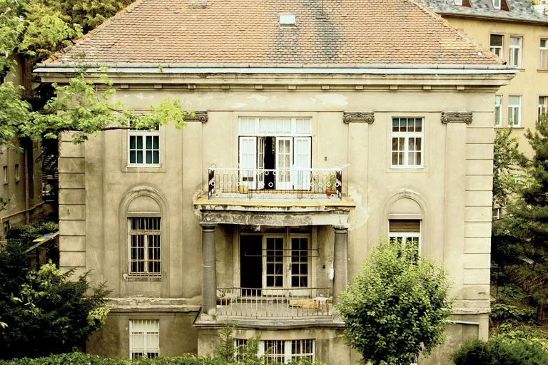 Fraňa Kráľa, Staré Mesto - Bratislava I | Sale, Apartment building, 1035 m²