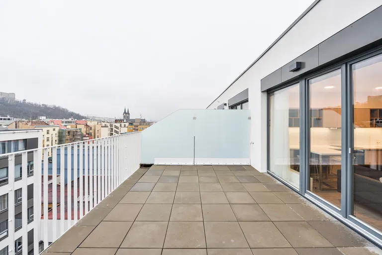 Sokolovská, Karlín - Praha 8 | Prenájom, Byt, 2-izbový, 79 m²