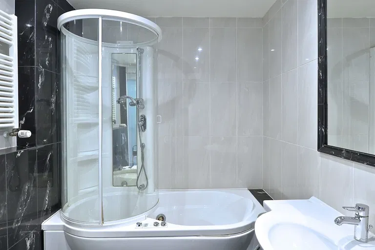 Šermířská, Břevnov - Praha 6 | Prenájom, Byt, 4-izbový, 150 m²