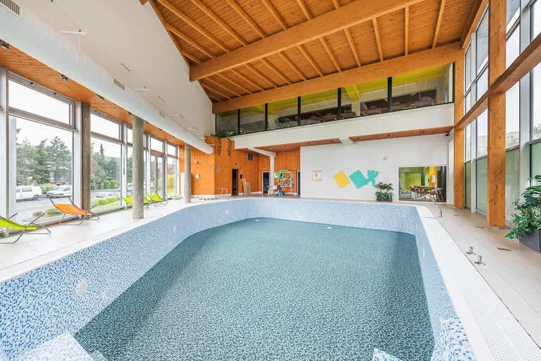 náměstí Přátelství, Hostivař - Praha 10 | Predaj, Obchodný priestor, 1 437 m²