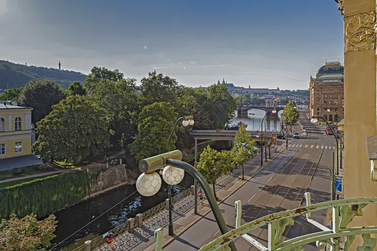 Masarykovo nábřeží, Nové Město - Prague 1 | Sale, Apartment, Three-bedroom (4+1), 122 m²