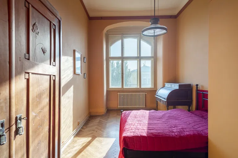 Masarykovo nábřeží, Nové Město - Prague 1 | Sale, Apartment, Three-bedroom (4+1), 122 m²