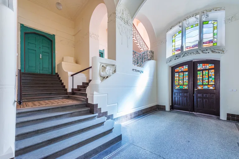 Masarykovo nábřeží, Nové Město - Prague 1 | Sale, Apartment, Three-bedroom (4+1), 122 m²