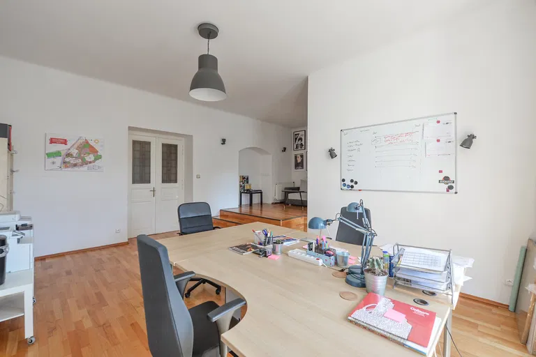 Dienzenhoferovy sady, Smíchov - Praha 5 | Prenájom, Byt, 3-izbový, 121 m²