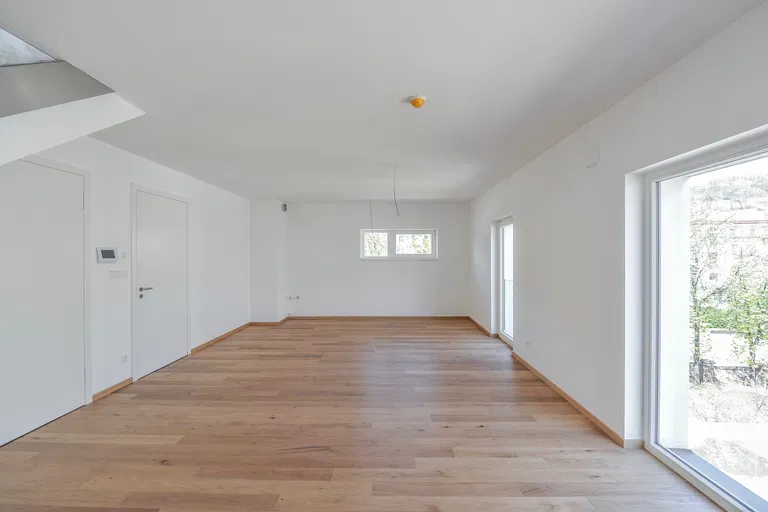 Kobrova, Smíchov - Praha 5 | Predaj, Byt, 4-izbový, 175 m²