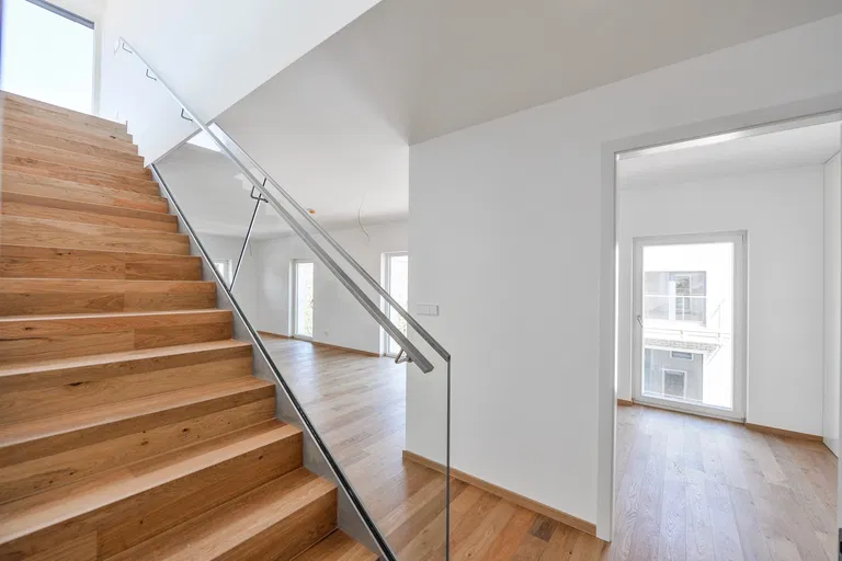 Kobrova, Smíchov - Praha 5 | Predaj, Byt, 4-izbový, 175 m²