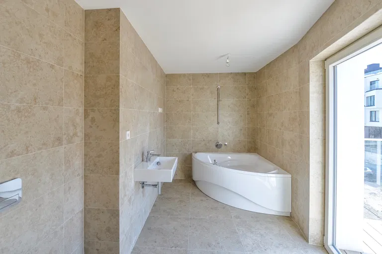 Kobrova, Smíchov - Praha 5 | Predaj, Byt, 4-izbový, 175 m²