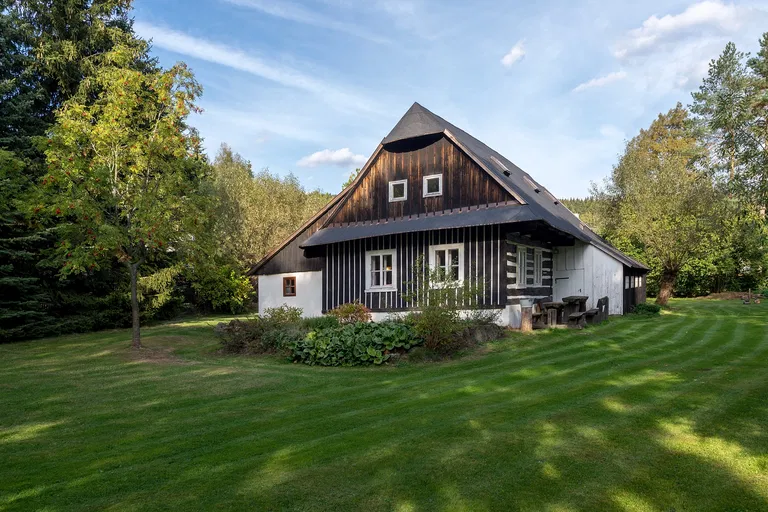 Cikanecká, Svratka - Žďár nad Sázavou | Sale, House, Five-bedroom (6+1), 262 m²