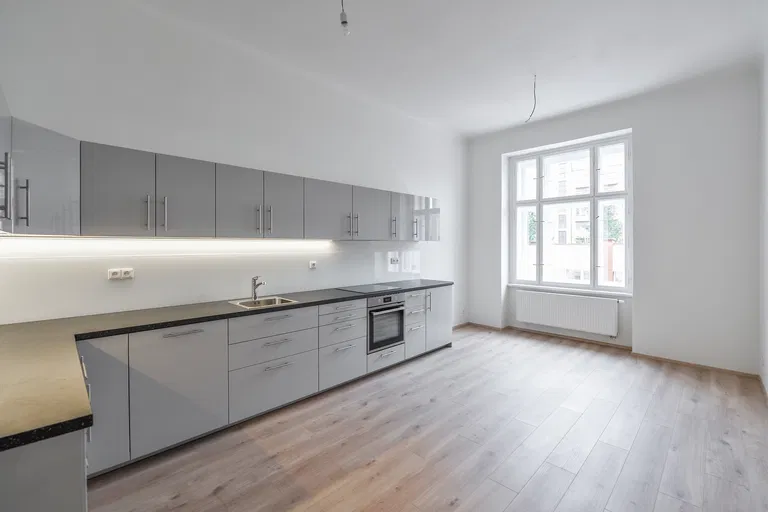 Na Výšinách, Bubeneč - Praha 7 | Prenájom, Byt, 3-izbový, 117 m²