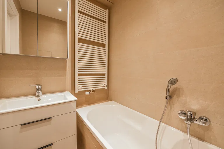 Na Výšinách, Bubeneč - Praha 7 | Prenájom, Byt, 3-izbový, 117 m²