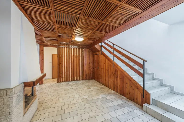 Ambrova, Nové Mesto - Bratislava III | Rent, House, Four-bedroom (5+1), 310 m²