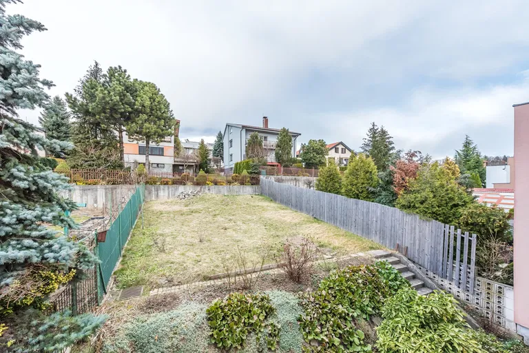 Ambrova, Nové Mesto - Bratislava III | Rent, House, Four-bedroom (5+1), 310 m²