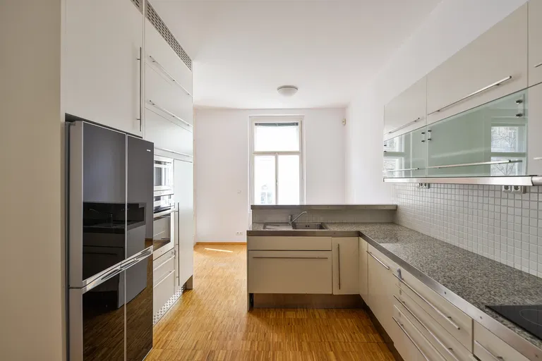 Uruguayská, Vinohrady - Prague 2 | Sale, Apartment, Two-bedroom (3+1), 119 m²