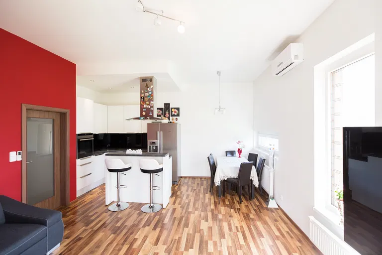 Padovská, Horní Měcholupy - Prague 10 | Sale, Apartment, Three-bedroom (4+kk), 104 m²